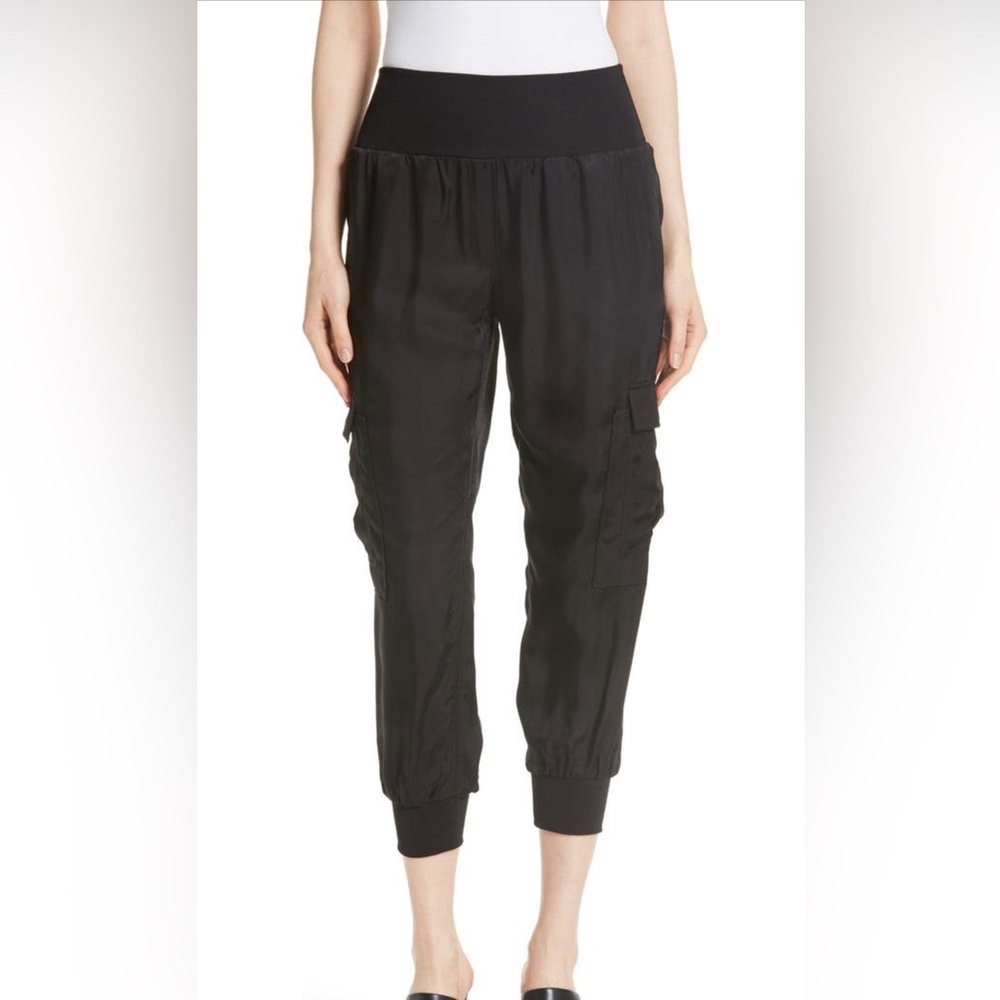 Cinq a Sept Tous Les Jour Joggers in excellent condition.